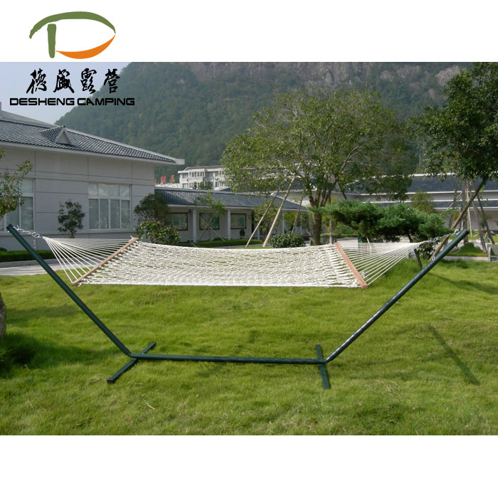 hammock with wooden bar